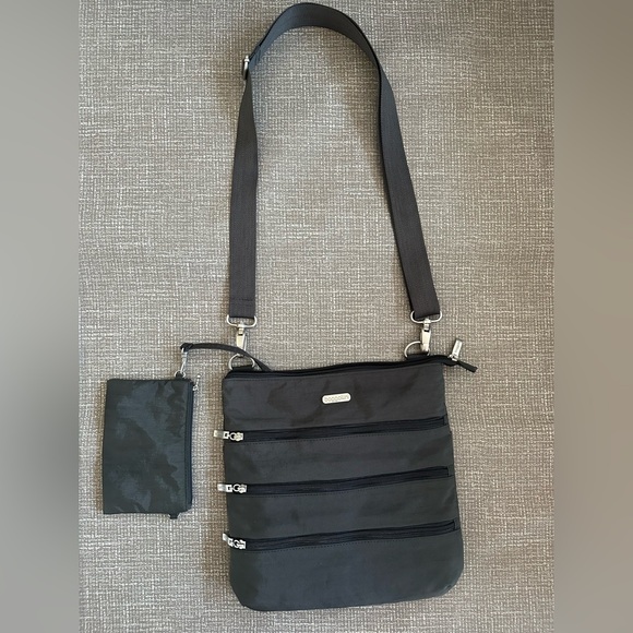 Baggallini Crossbody Bag Gray MultiPocket Travel Purse Adjustable Strap Wristlet - Picture 3 of 11